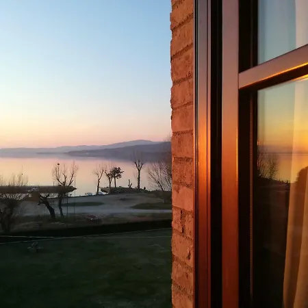 Viale Del Lavoro, 10 Lago Trasimeno Appartement